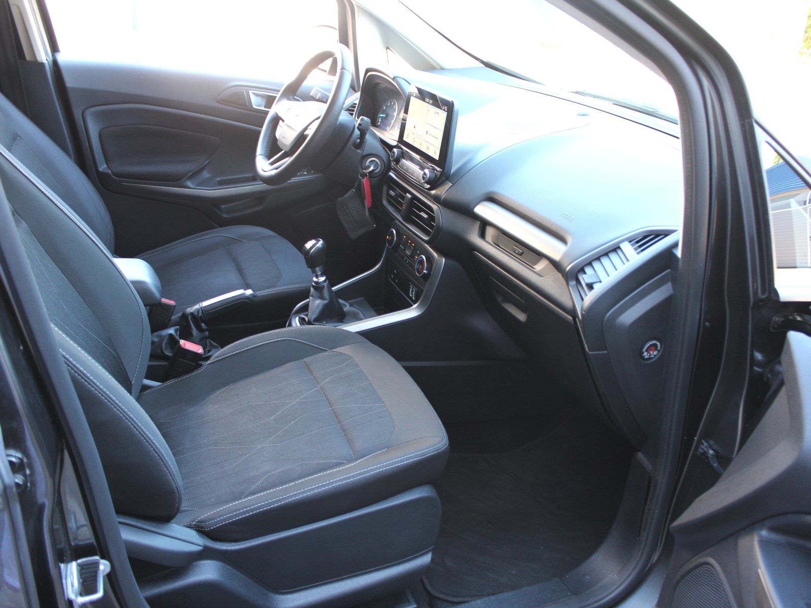 Fahrzeugabbildung Ford EcoSport Cool & Connect 1,0 EcoBoost Start/Stopp