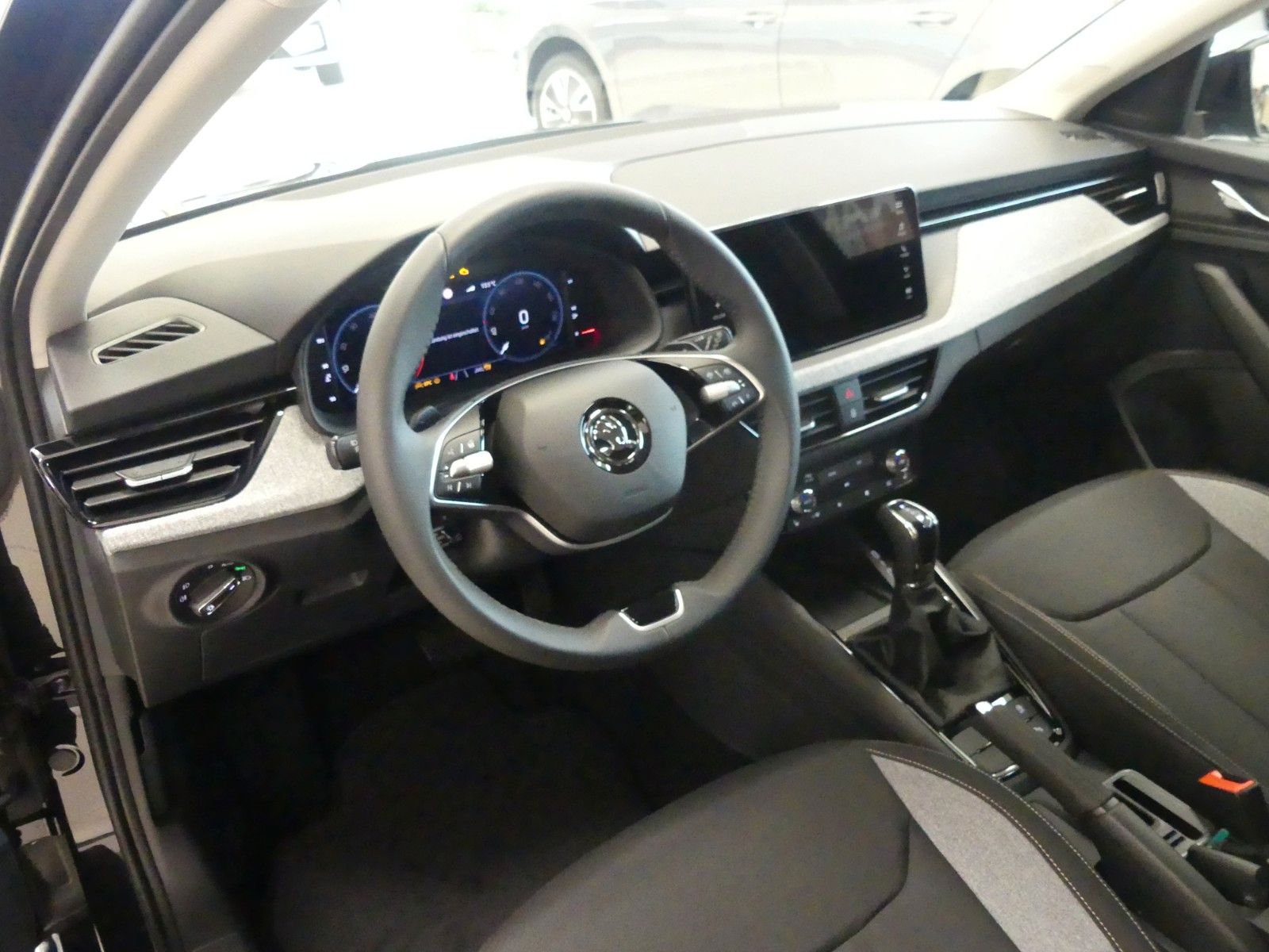 Fahrzeugabbildung SKODA Scala 1.0 TSI DSG Selection *NAV*Winter-Pkt.*LED