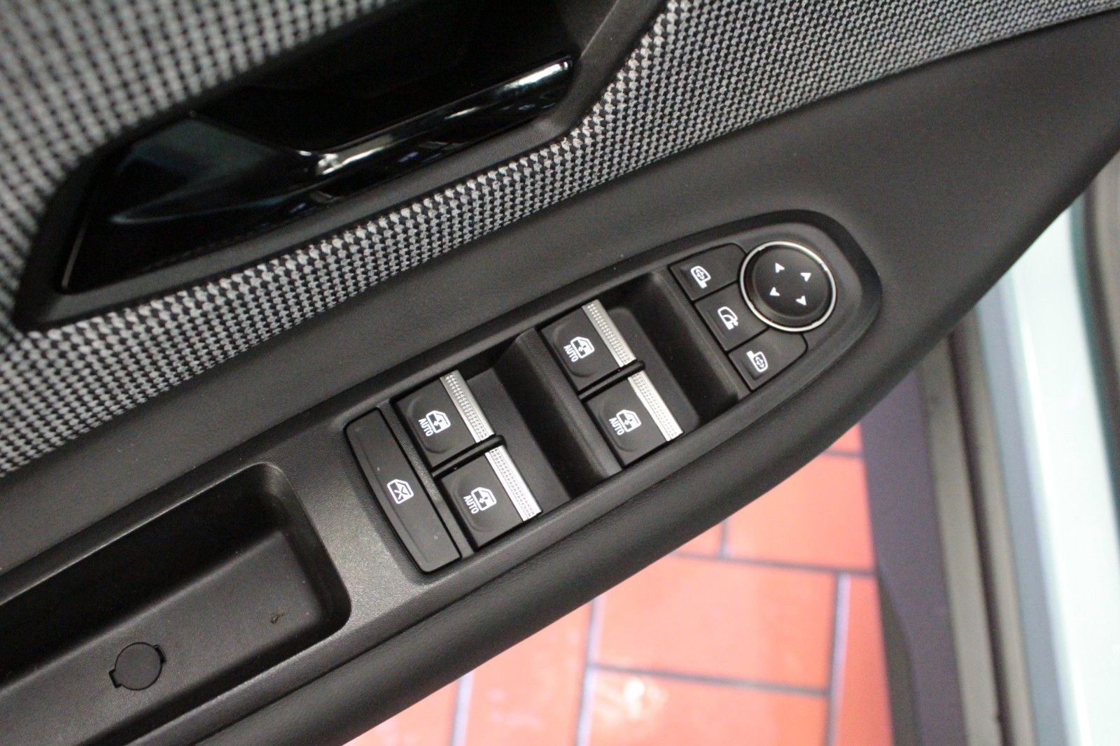 Fahrzeugabbildung Renault R 4 E-Tech 150 Comfort Range Iconic *Vollausst.*