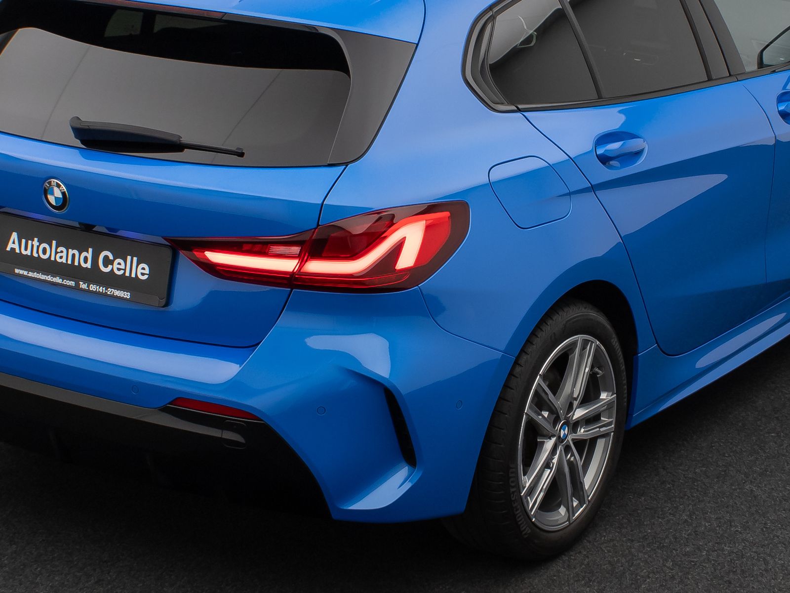Fahrzeugabbildung BMW 118i M Sport Kamera DAB Geschwindigkeitsreg LED