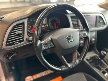 MYAUTOCENTER – Gebraucht- und Jahreswagen mit Werkstattservice in Pfaffenhofen Seat Leon *TAMPO*NAV*CARPLAY*2-ZONEN*PDC*SitzHZ*