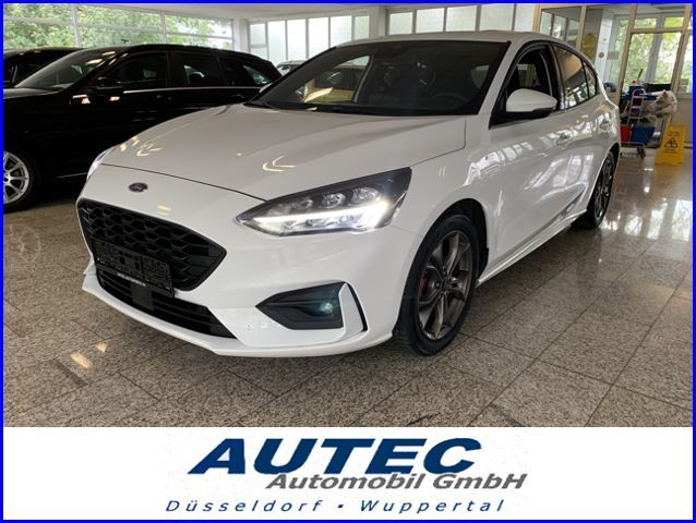 Ford Focus ST-Line 1.5 HEAD-UP+LED+KEYLESS+KAMERA+SHZ