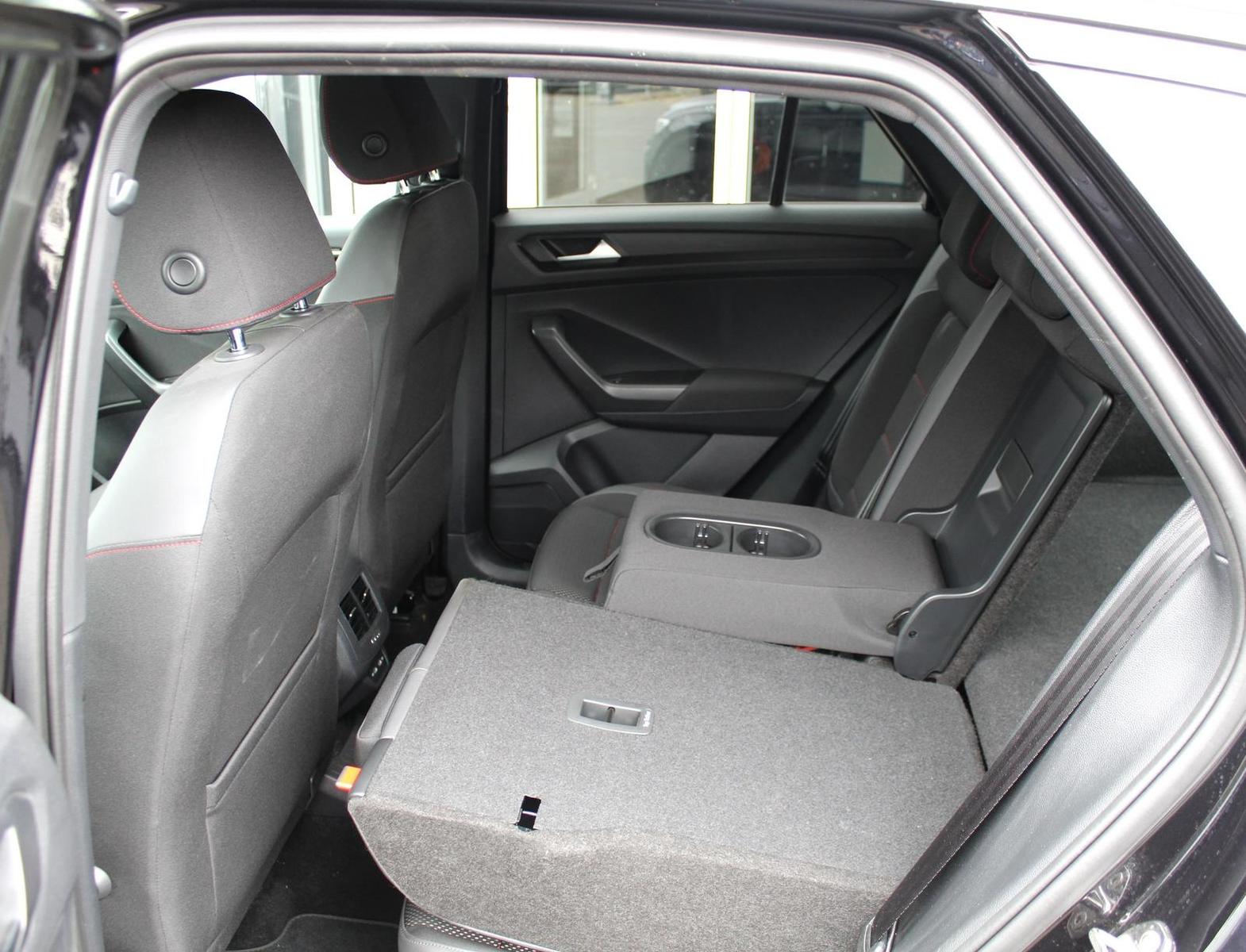 Volkswagen T-Roc 1.5 Sport 110kW/150PS, AHK, LED, Navi, миниатюра 6