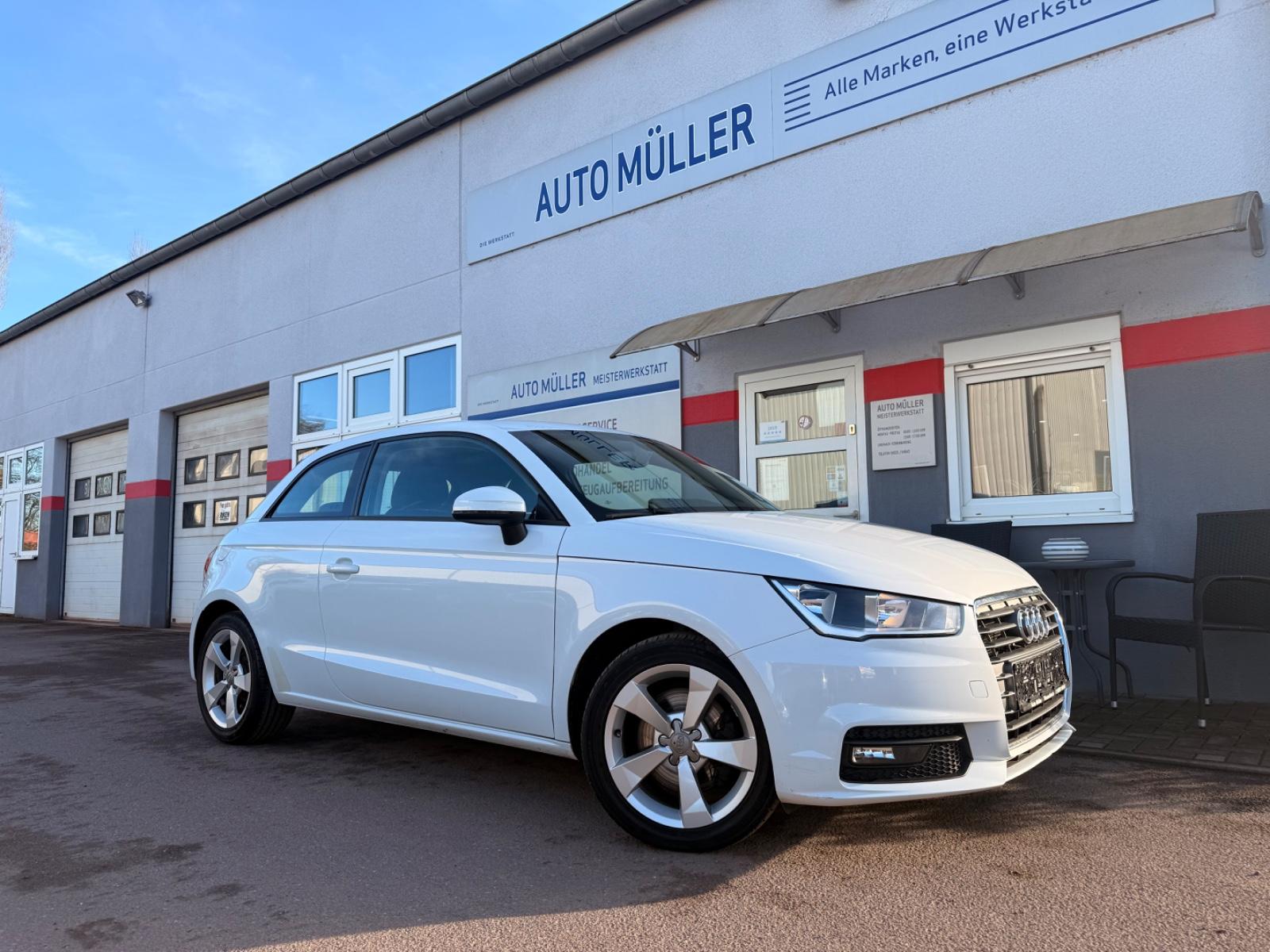 Audi A1 sport 1.6 TDI S-Tronic PDC