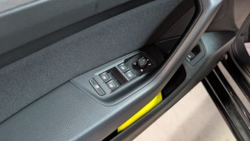Volkswagen Passat 1.5 TSI Business ACC+LED+CARPLAY+ALU
