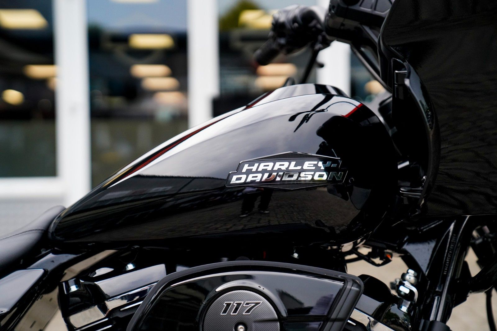 Fahrzeugabbildung Harley-Davidson Road Glide FLTRX 117 Cui - Zard Rick´s Lenker -