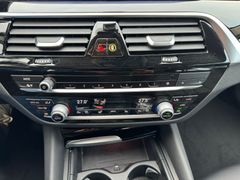 Fahrzeugabbildung BMW 520d Touring Aut. Leder Navi LED Harman