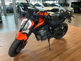 KTM 890 DUKE 1.Hd./WENIG KM./TÜV