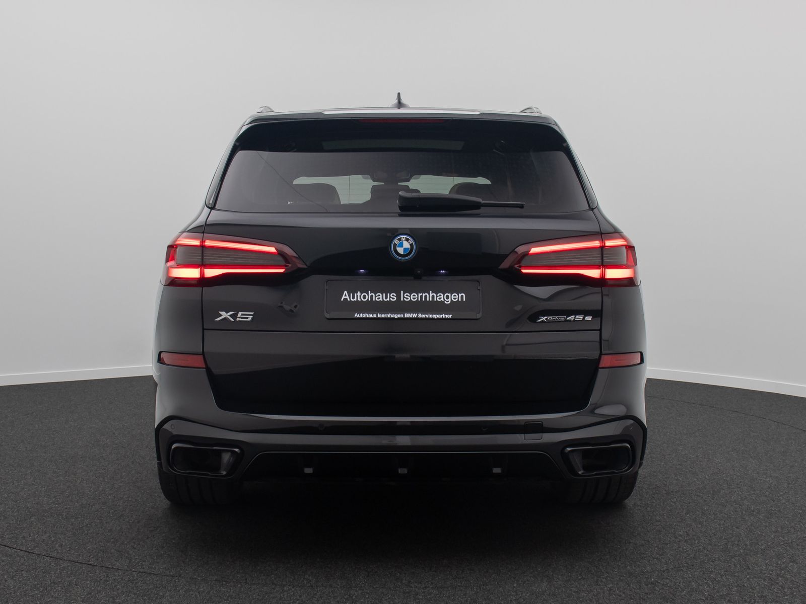 Fahrzeugabbildung BMW X5 xD45e M Sport Panorama DAB DispKey 360°22Zoll