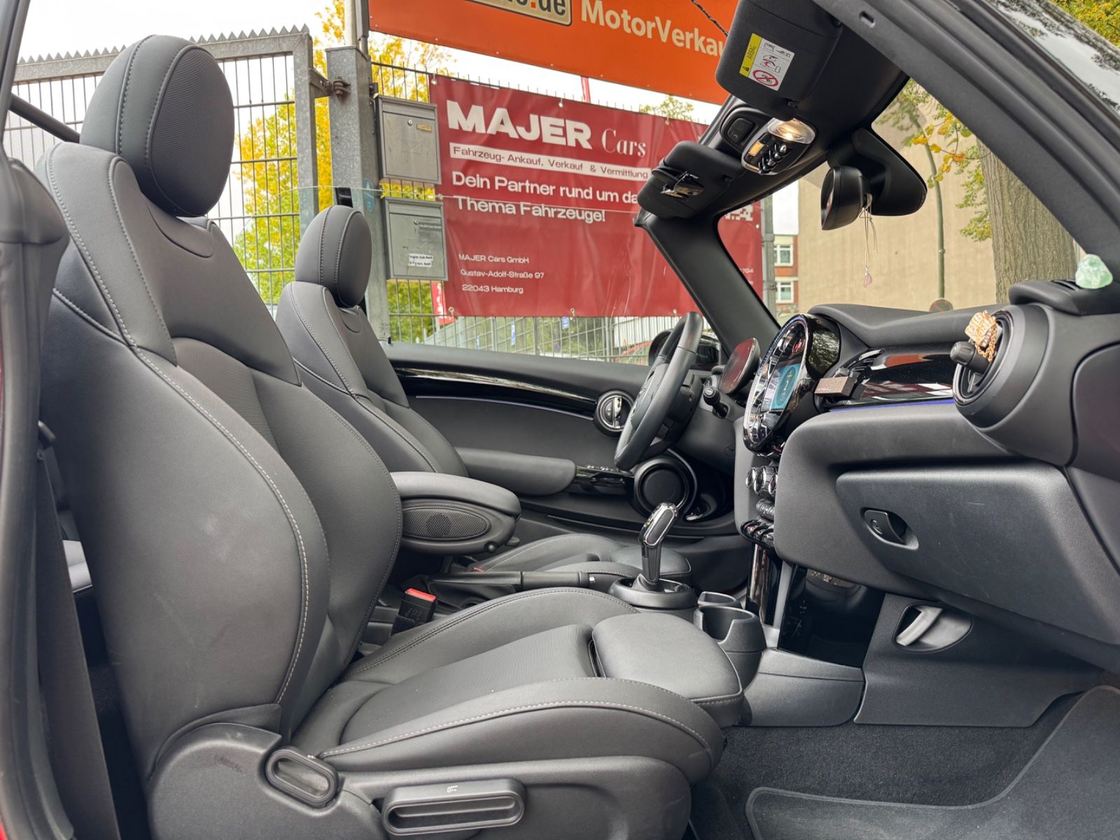 Fahrzeugabbildung MINI COOPER Cabrio Cooper*SHZ*PDC*CAM*LED