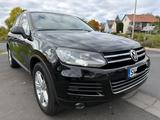 Volkswagen Touareg 3,0 V6 TDI BMT/Leder/AHK/Navi/Klimaaut. - Volkswagen Touareg aus 2012: TDI