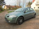 Renault Megane 1.6 16V -Tüv 11/2027-Klima-8-fach bereift - Renault Megane: F1