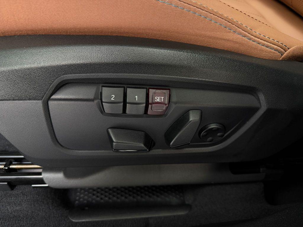 Mini Cooper D Countryman PANO*MASSAGE*HUD*AHK*360°H/K