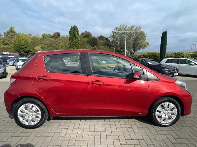 Toyota Yaris  Life / Klima/ Kamera