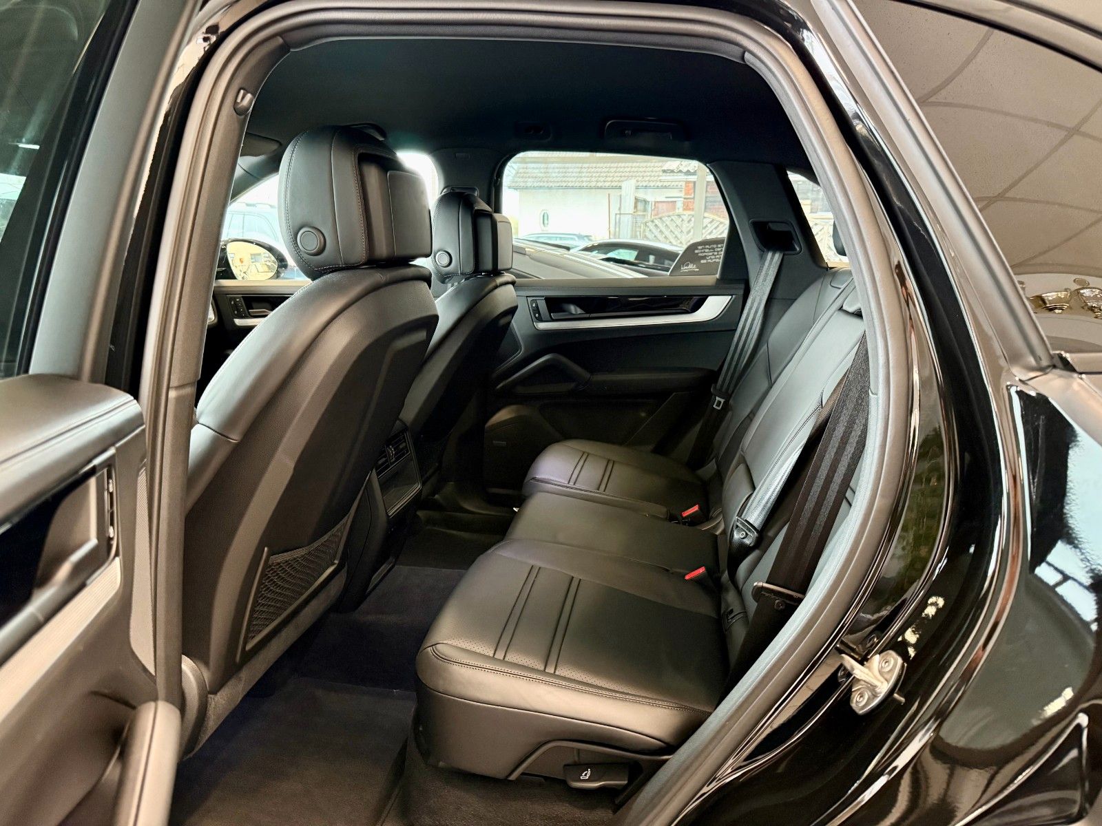 Porsche Cayenne SportDesign/Luftfederung/ACC/HUD/22Zoll foto 8