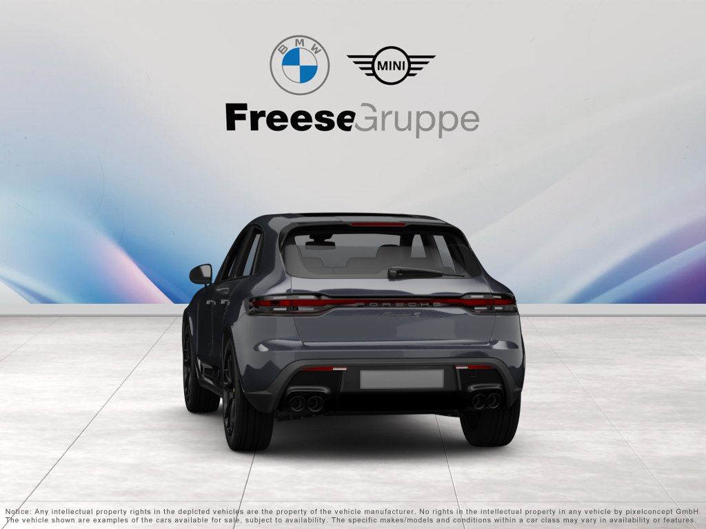 PORSCHE Macan 2023