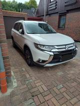 Mitsubishi Outlander 2.2 TDI ClearTec 4WD, HU 4/27, 7-Sitze - Mitsubishi Outlander in Duisburg