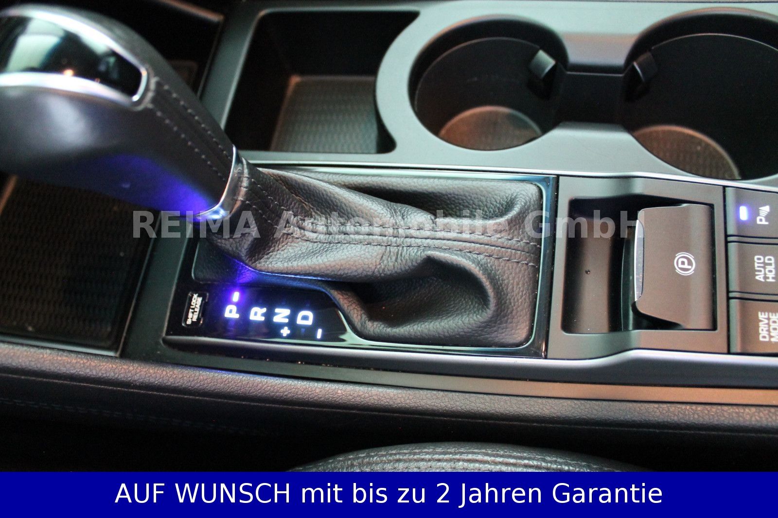 Fahrzeugabbildung Hyundai Tucson 1,7D blue Premium 2WD, Automatik, Xenon