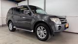 Mitsubishi Pajero 3,2 DI-D 4WD Automatik - gebrauchte Mitsubishi Pajero aus dem Jahr 2011