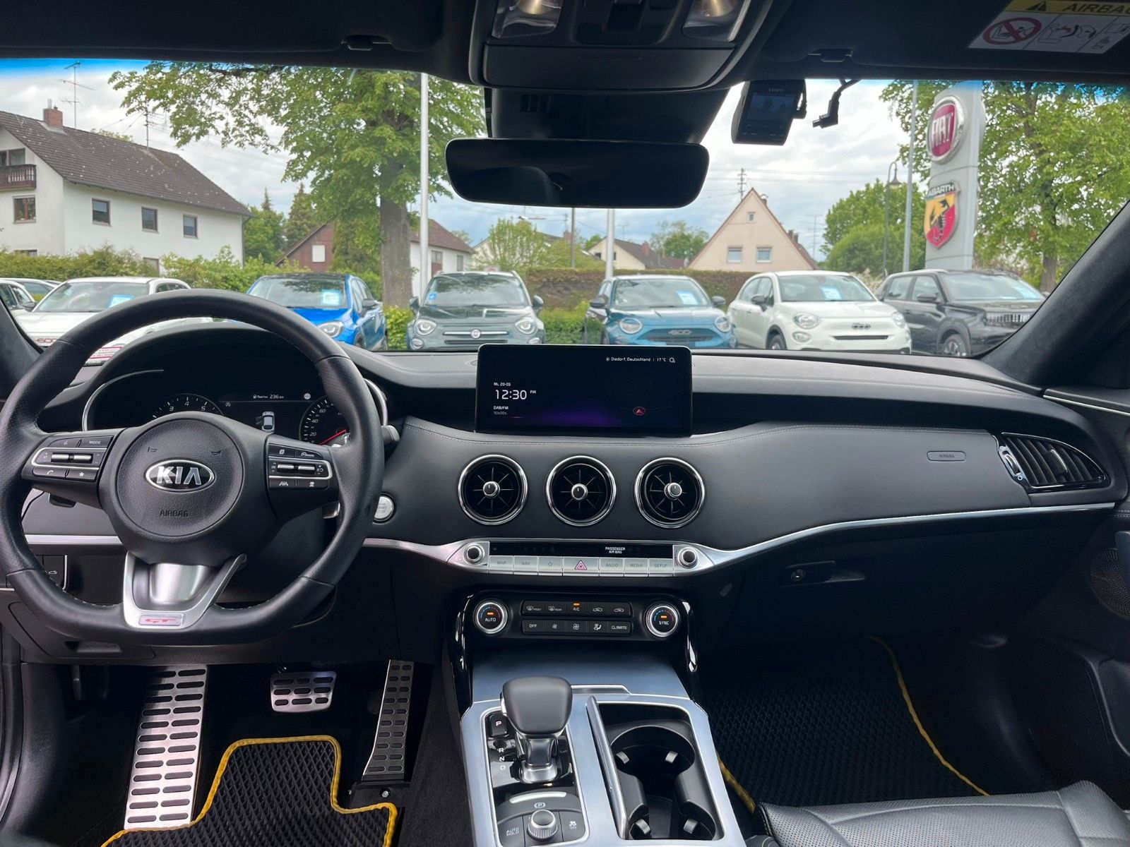 Fahrzeugabbildung Kia Stinger GT 4WD Leder el. Sitze Navi Kamera uvm.