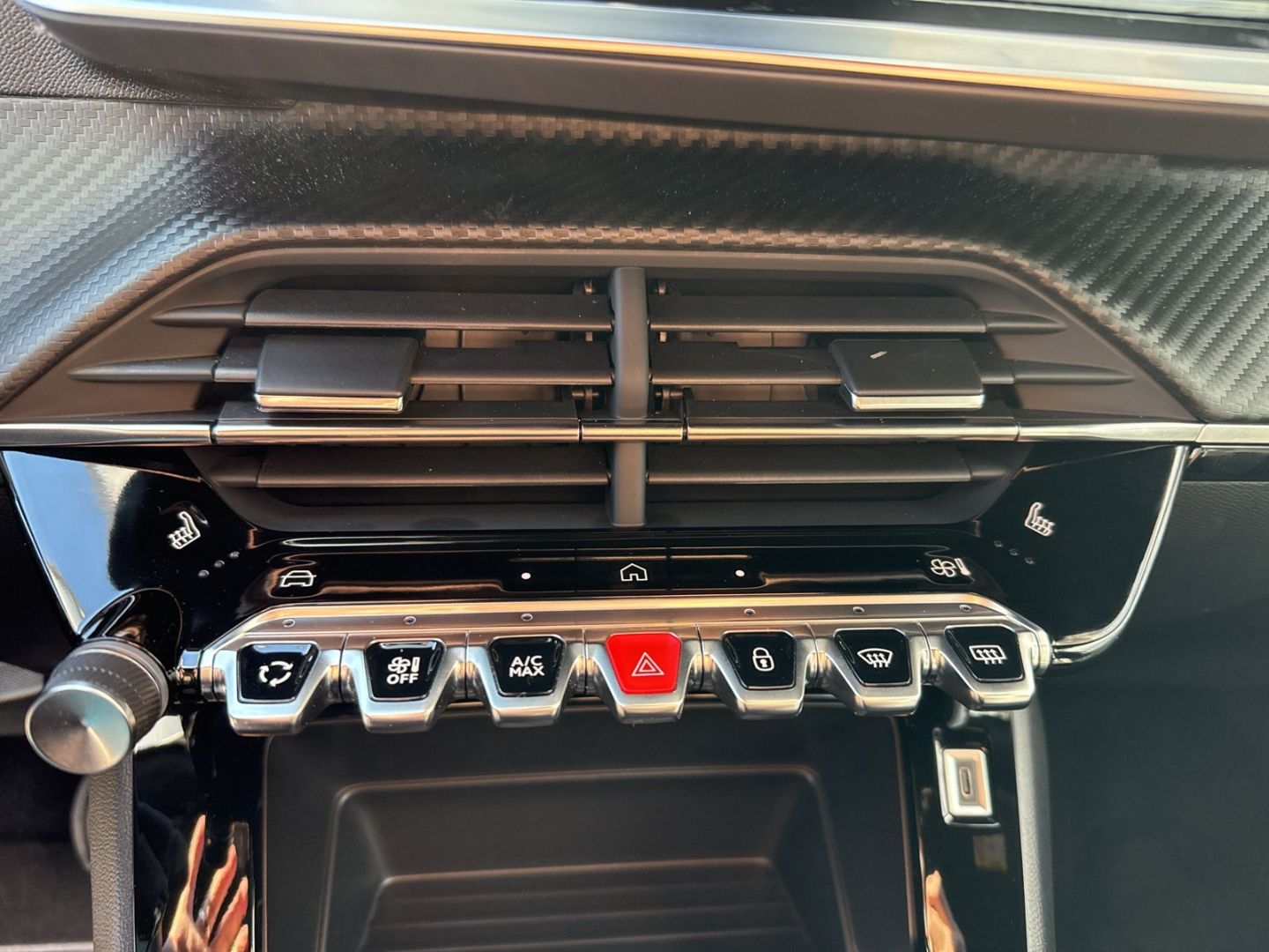 Peugeot 2008 - Bild 9