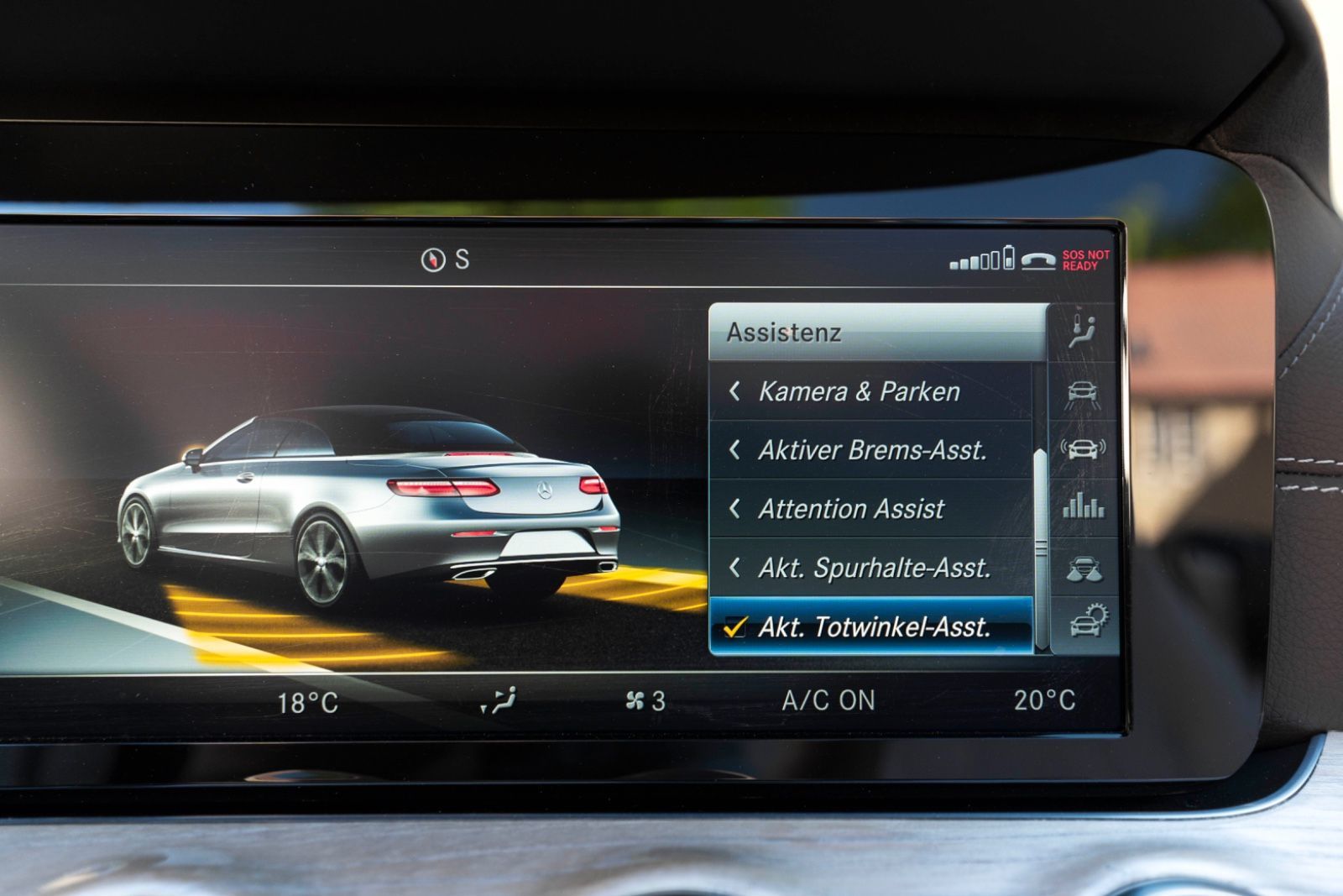 Fahrzeugabbildung Mercedes-Benz E 400 Cabrio 4Matic AMG HUD 360° BURMESTER ACC