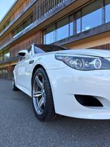 BMW M5 E61 Touring V10 aus exklusiven Sammlung 34tkm - BMW M5: E34