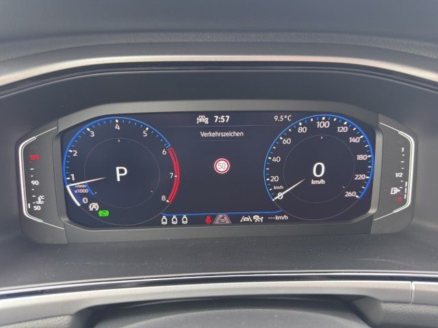 T-Roc Advanced 1.5 l TSI DSG AHK+ACC+LED+KAMERA+