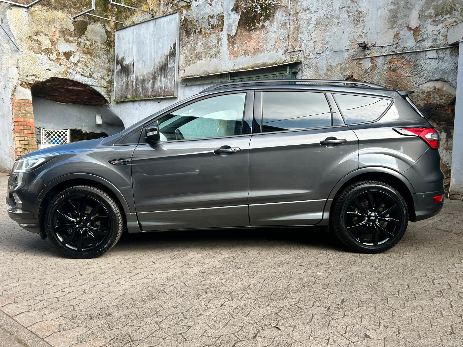 Ford Kuga ST-Line*Garantie*Bi-Xenon*Scheckheft*