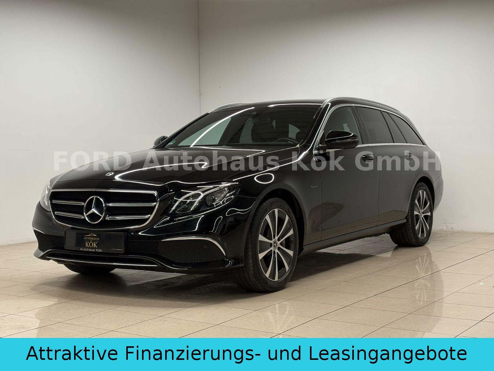 Mercedes-Benz E 300 de T-Modell 8 Fach PANO AHK RFK VirtualCoc