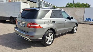 Mercedes ML 250 - 5