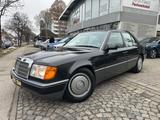 Mercedes-Benz 230 W124 Limo Automatik H Zullasung Schiebedach - Mercedes-Benz 230: W124