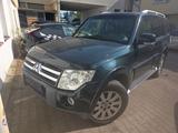 Mitsubishi Pajero 3,2 DI-D Invite Automatik Invite - Mitsubishi Pajero: Invite