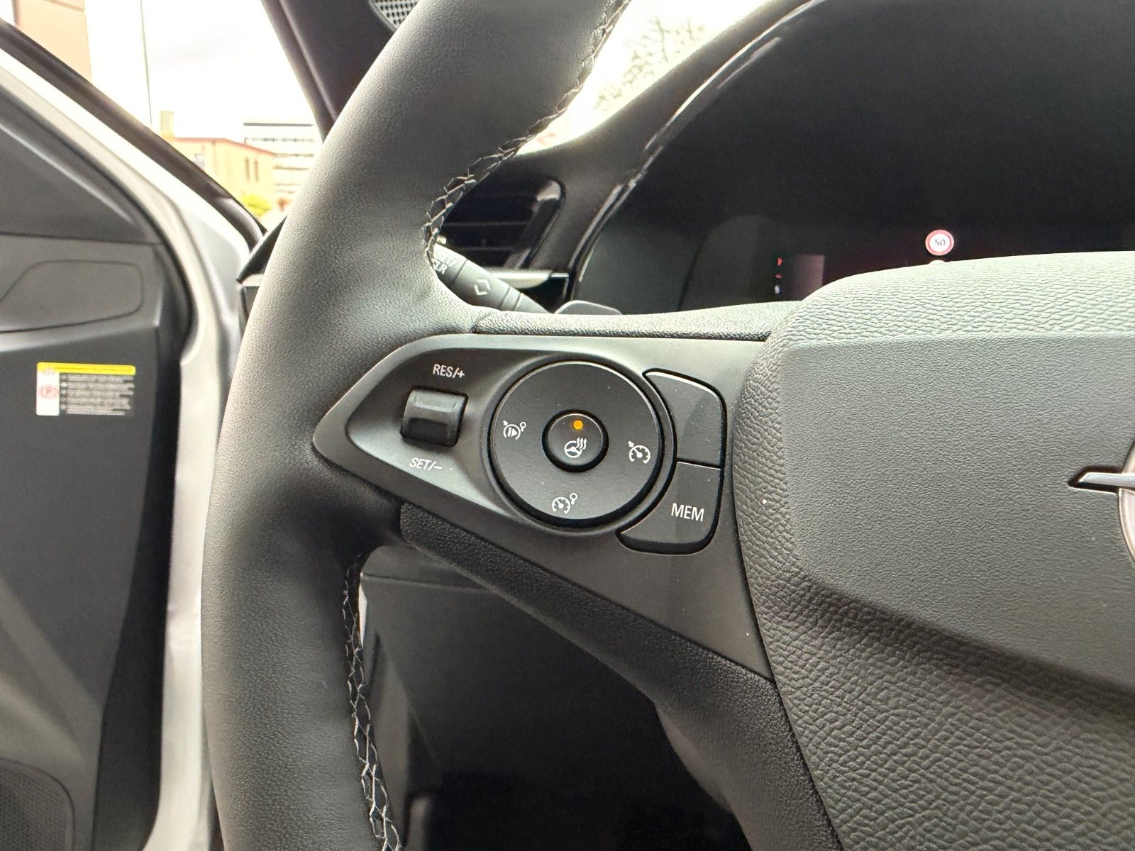 Fahrzeugabbildung Opel Corsa F GS 130 PS Automatik/Navi/Kamera!