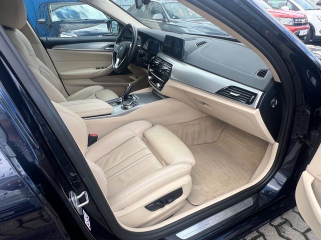 BMW 530 Baureihe 5 Touring 530 i xDrive Sport Line BMW 530 Baureihe 5 Touring 530 i xDrive Sport Line