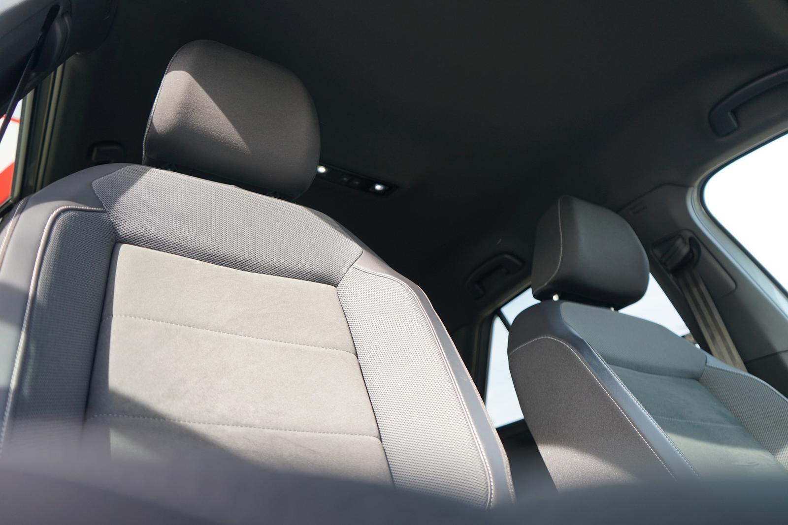 Volkswagen T-Roc 1.0 TSI R-Line LED Navi ACC Kamera Leder, миниатюра 9
