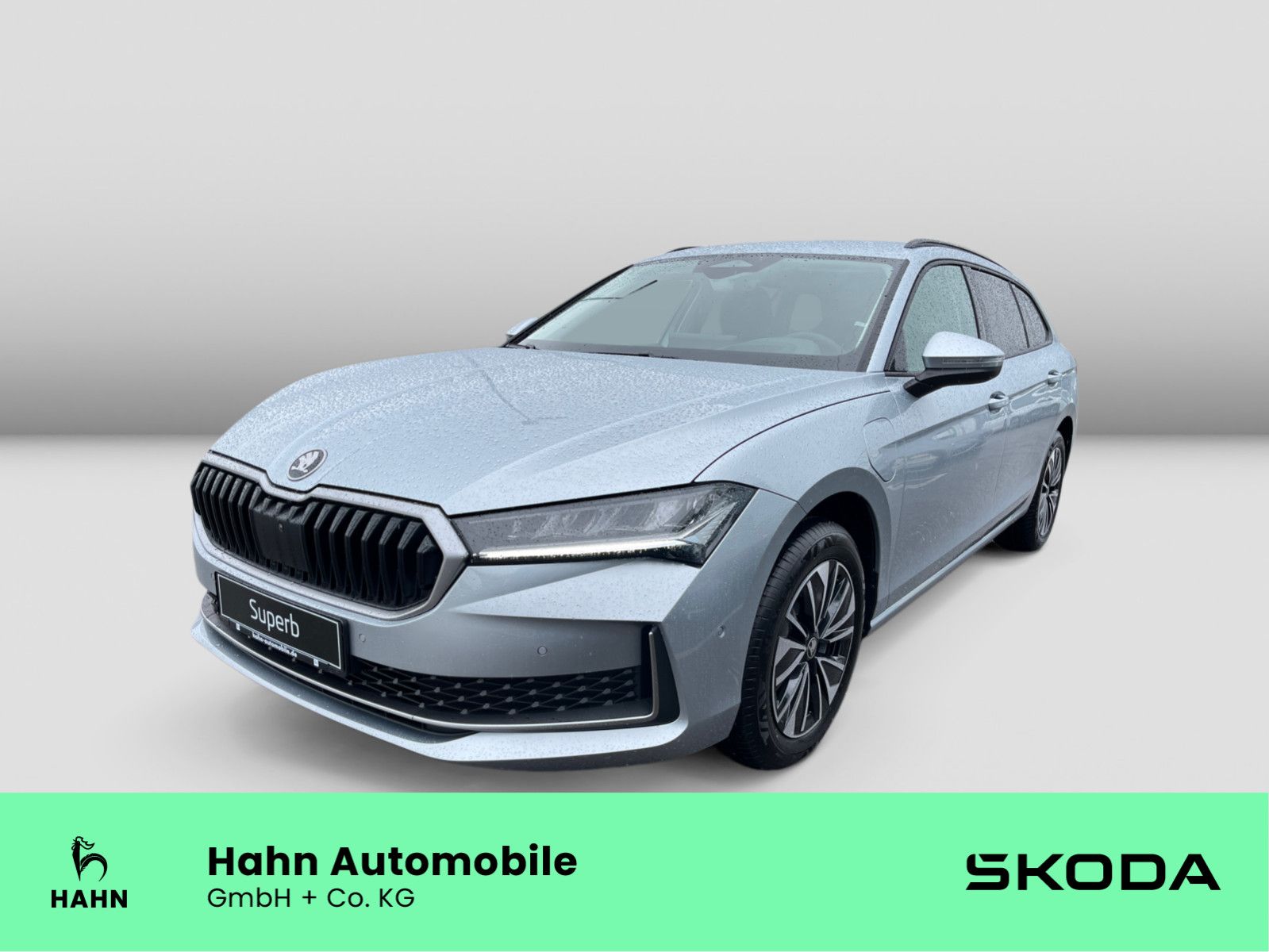 Skoda Superb Combi Selection iV Hybrid AHK Navi HuD As