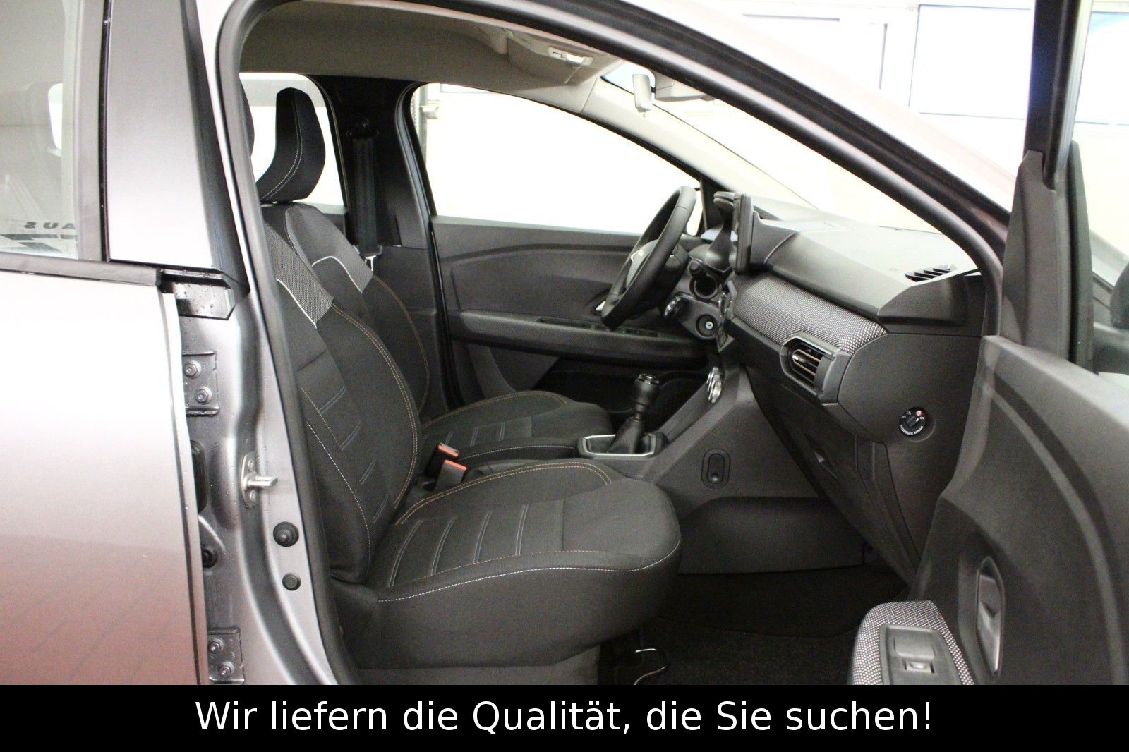 Fahrzeugabbildung Dacia Sandero TCe 90 Stepway Expression*Winterpaket*
