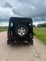 Land Rover Defender 110 TD4 Station Wagon E E - gebrauchte Land Rover Defender aus dem Jahr 2015