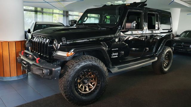 Jeep Wrangler Unlimited Sahara/Breit/Hoch/Einzelstück