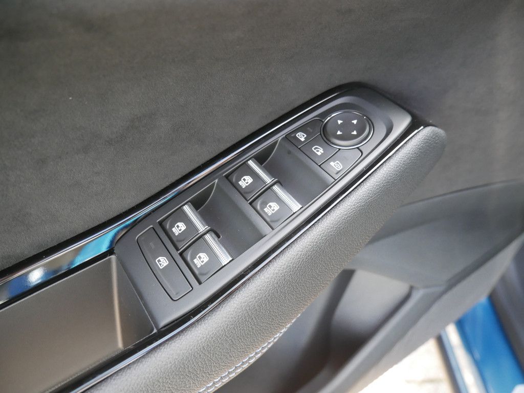 Fahrzeugabbildung Renault Austral Esprit Alpine Full Hybrid E-TECH 200