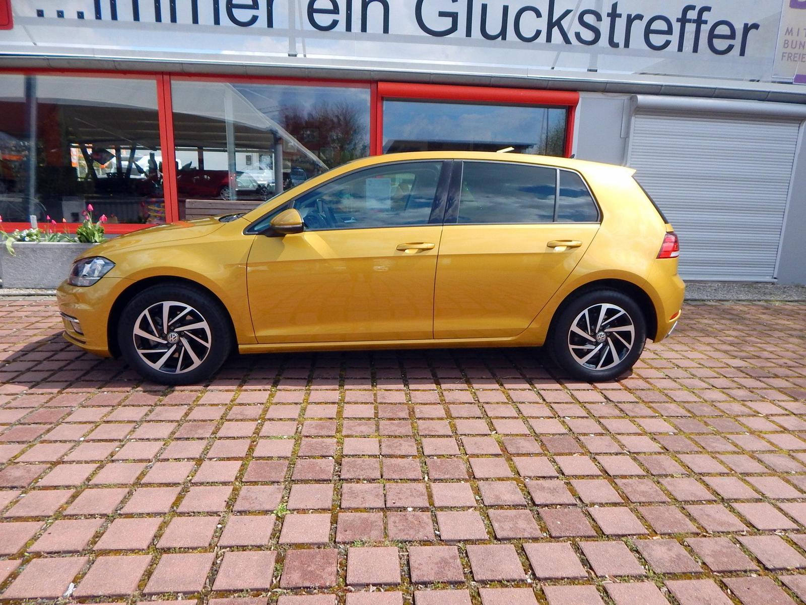 Volkswagen Golf VII 1.5 TSI Join 1.HAND NAVI RF-KAM. AHZV