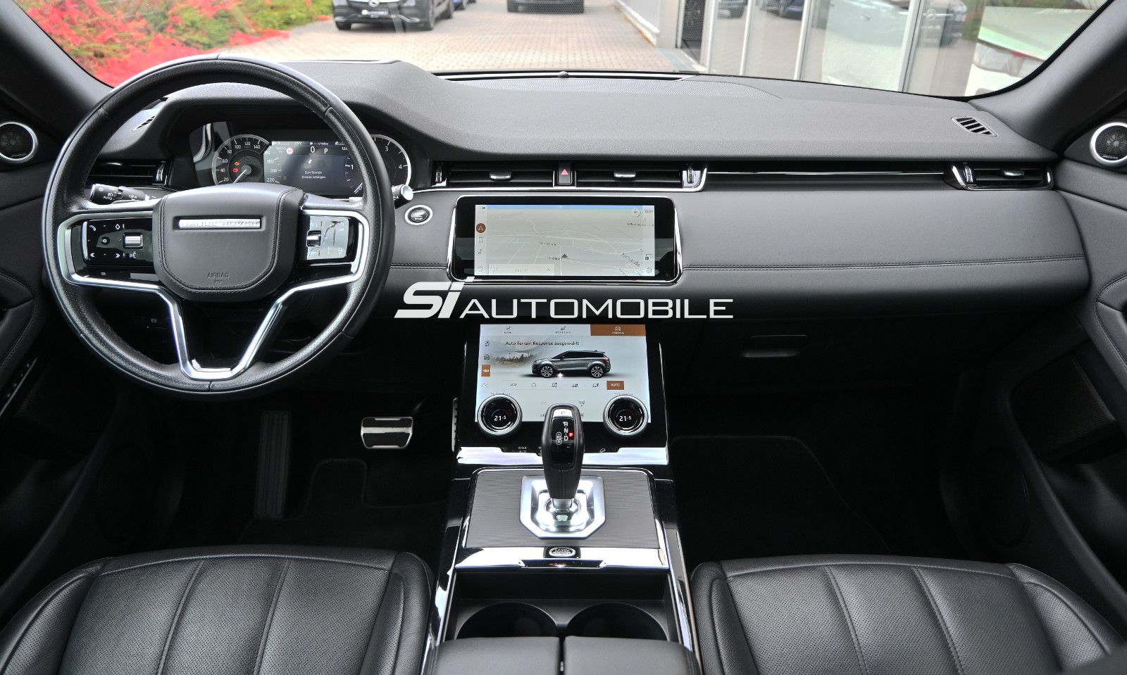 Fahrzeugabbildung Land Rover Range Rover Evoque D200 R-DYNAMIC SE AWD °BLACK°