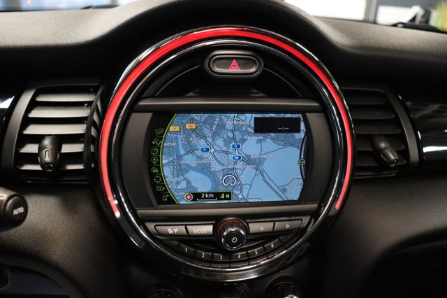 Fahrzeugabbildung MINI Mini Cooper 5-trg.|PANO|LED-RING|PDC|CHILI|BT