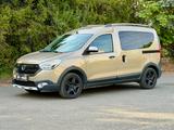 Dacia Dokker TCe130 Stepway+1.HAND+KLIMA+NAVI+ZV+AHK+ - Dacia Dokker mit Anhängerkupplung