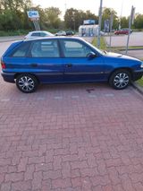 Opel Verkaufe Auto Opel Astra Automatic Getriebe - Opel Astra aus 1995