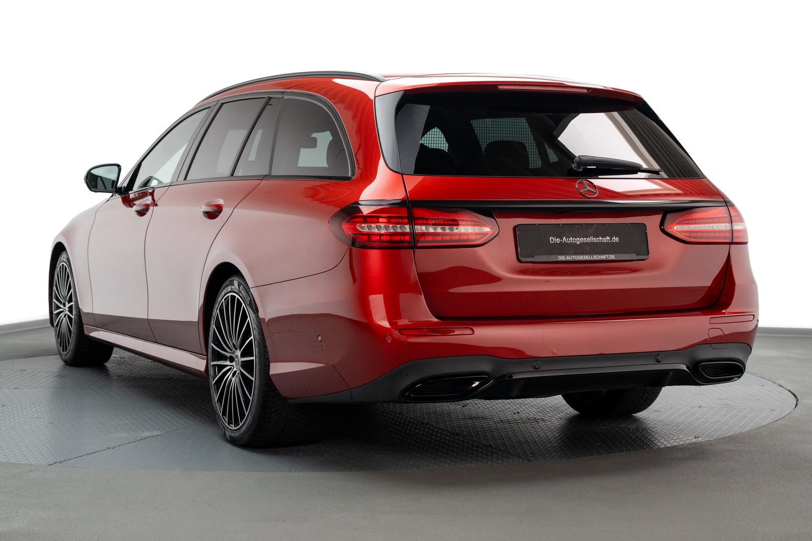 Mercedes-Benz E 220 d T AMG Line LED NAVI KAMERA NIGHT foto 9