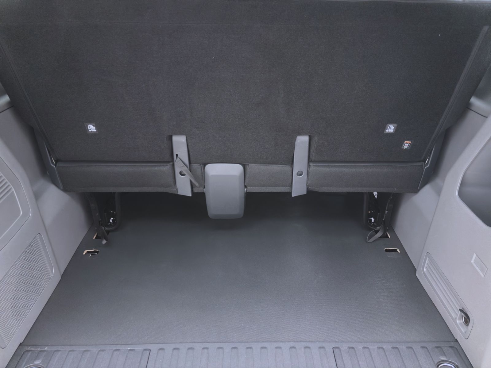 Volkswagen T7 Caravelle - Bild 4
