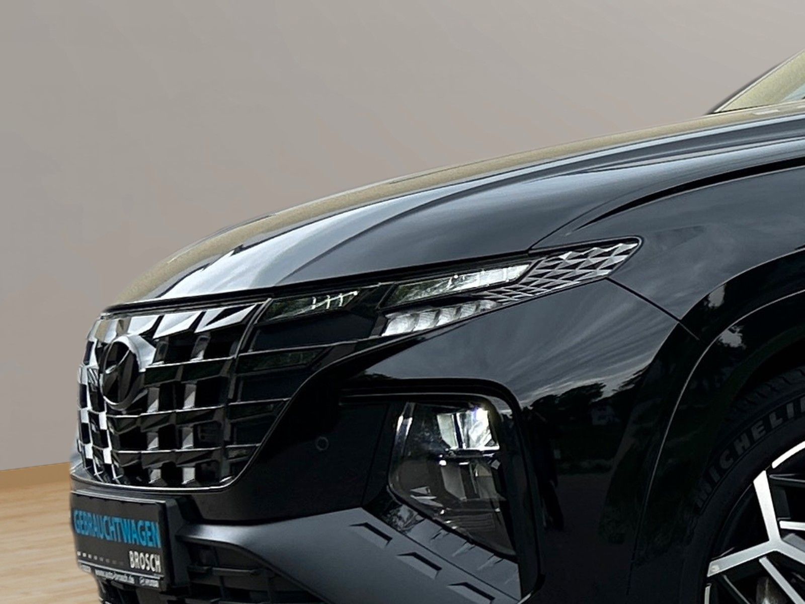 Fahrzeugabbildung Hyundai TUCSON PHEV 4WD N LINE PANO SITZ-P GARANTIE10/29