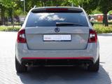 Skoda Octavia Combi 2.0 TSI RS 245 Navi Kamera Sitzhei - Skoda Octavia mit Benzin-Antrieb: Allradantrieb, Kombi, 2.0